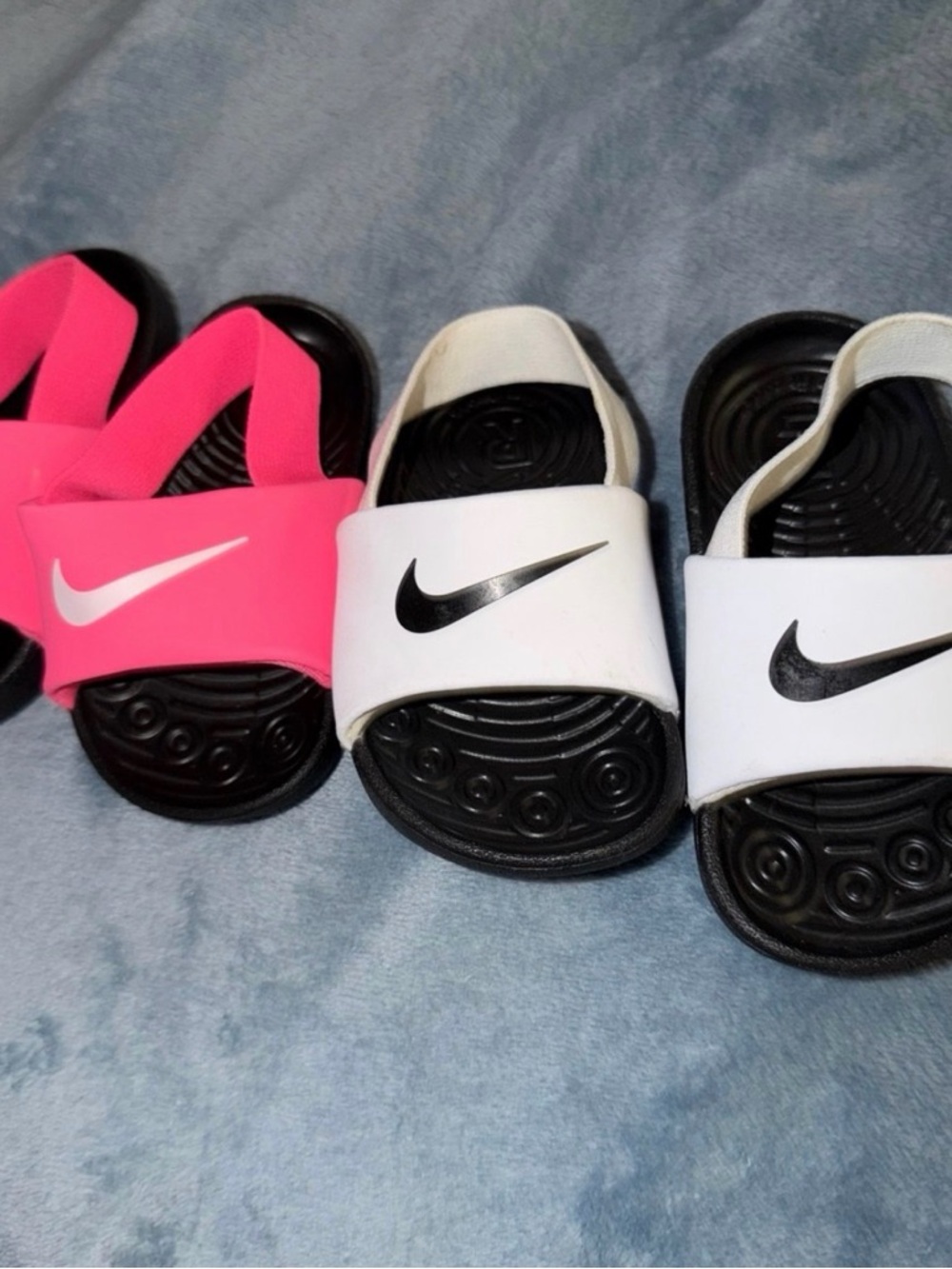 Nike Kids Slide Sandals in White and Hot Pink